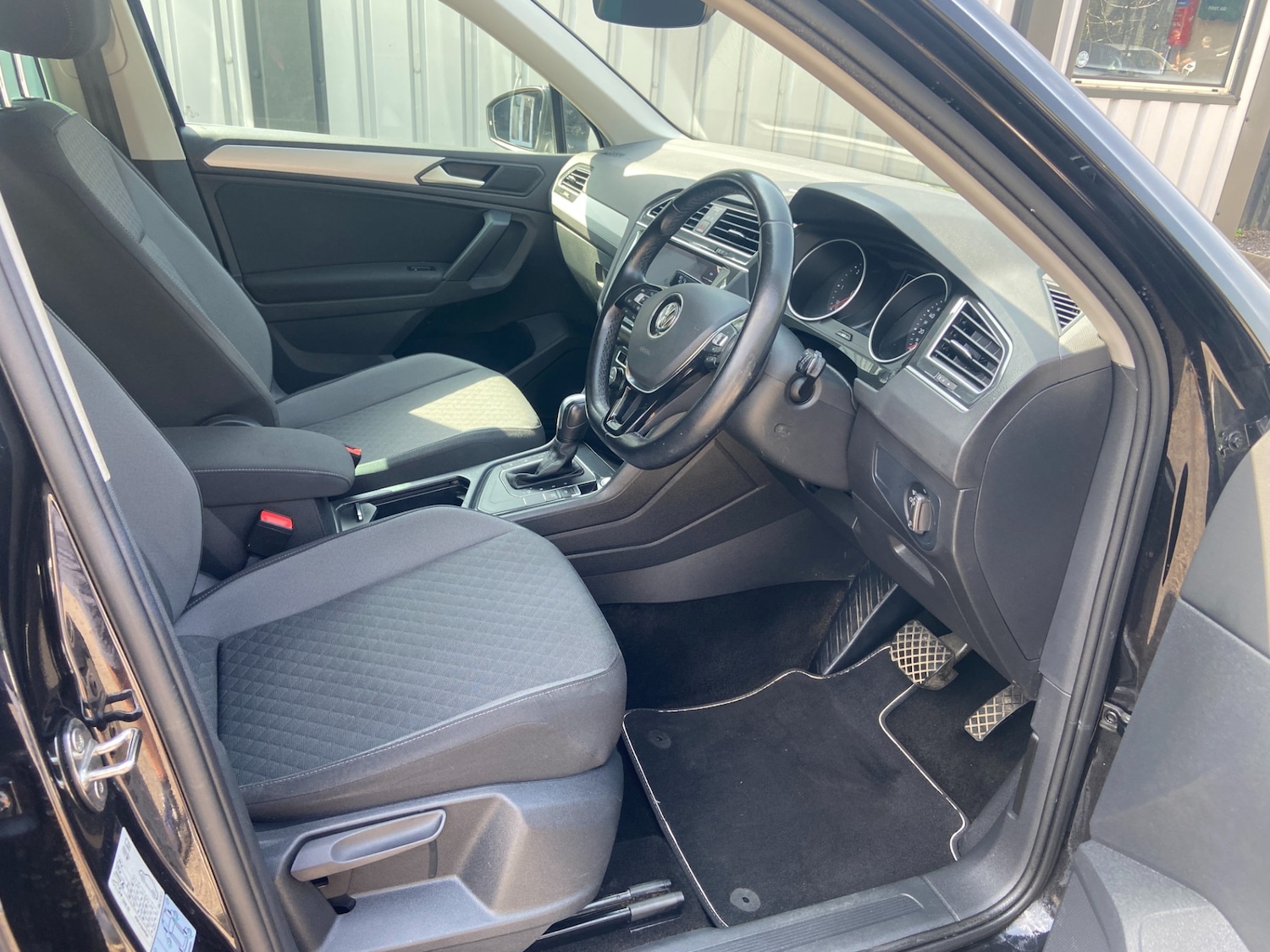 Used Volkswagen Tiguan 2019 for sale - 76275086: Photo 6