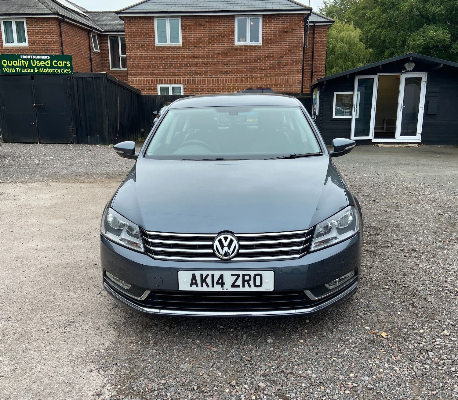 Used Volkswagen Passat 2014 for sale - 76221036: Photo 2