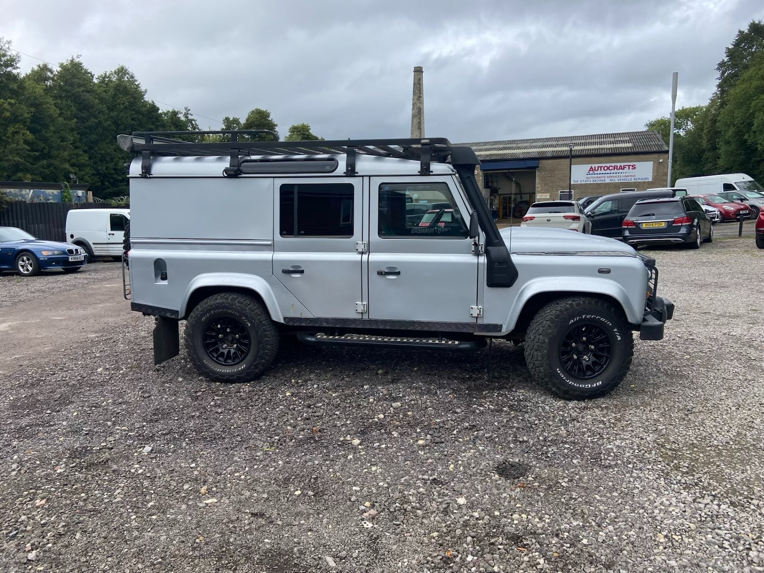 Used Land Rover Defender 2010 for sale - 76391685: Photo 3
