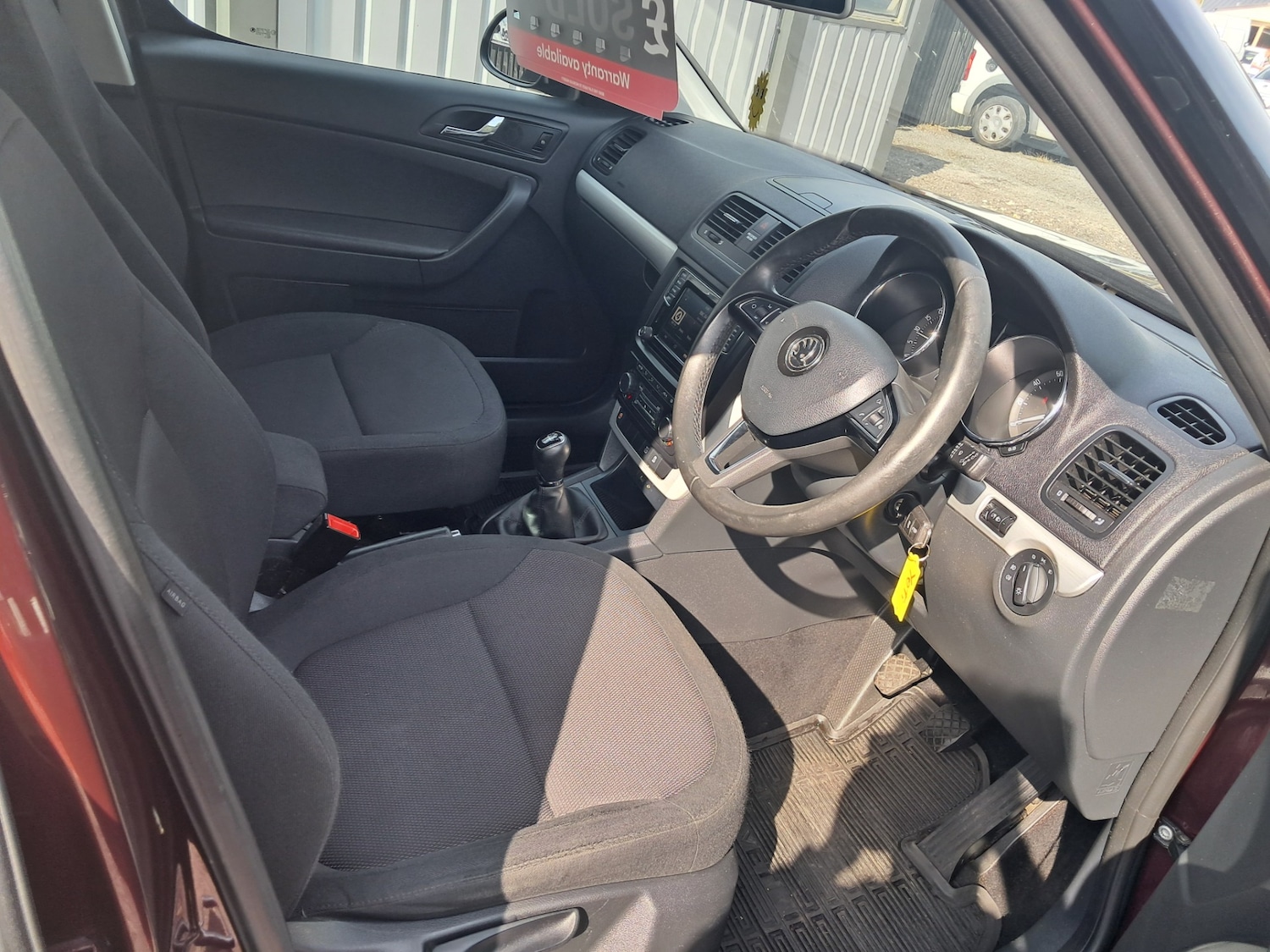 Used Skoda Yeti 2015 for sale - 76063857: Photo 5