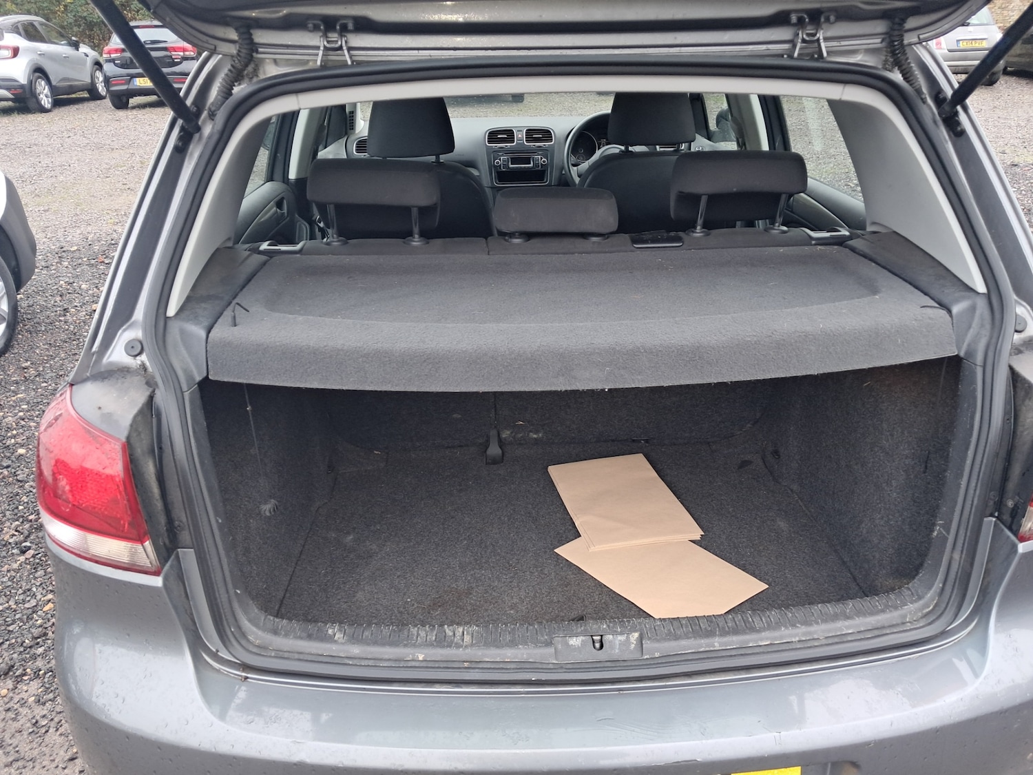 Used Volkswagen Golf 2011 for sale - 76807313: Photo 6