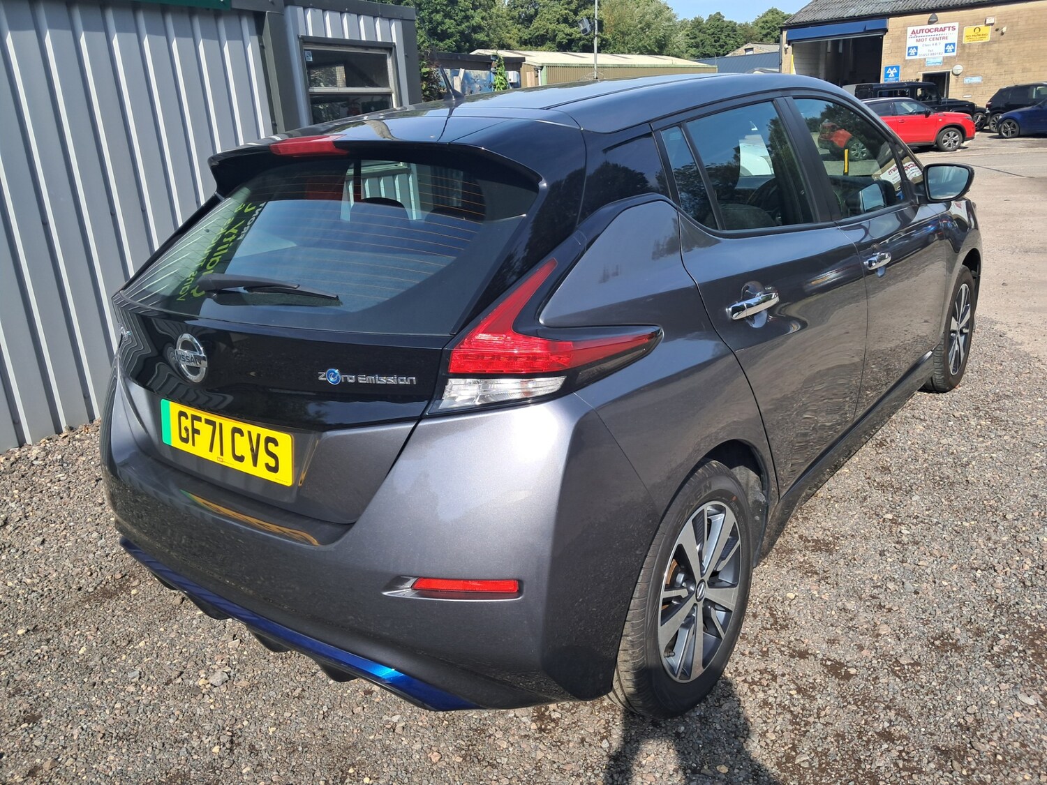 Used Nissan Leaf 2021 for sale - 76063980: Photo 2