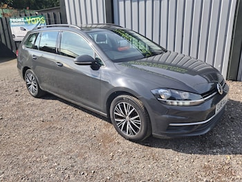 Used Volkswagen Golf 2018 for sale - 76064070: Photo