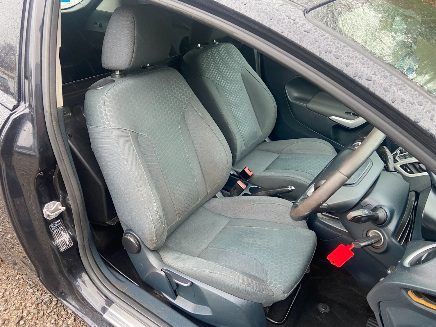 Used Ford Fiesta 2012 for sale - 77148701: Photo 5