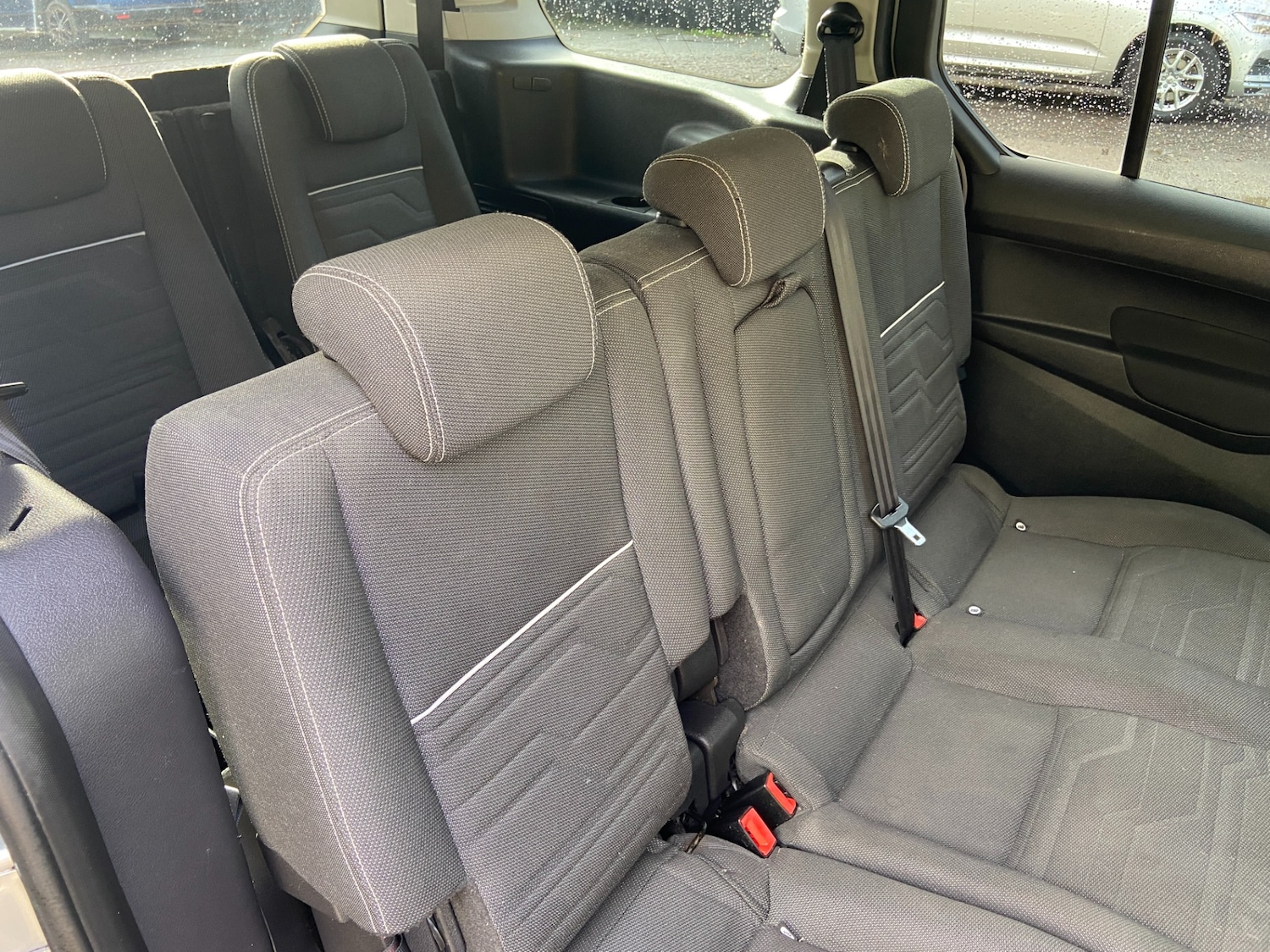 Used Ford Grand Tourneo Connect 2015 for sale - 76382510: Photo 12