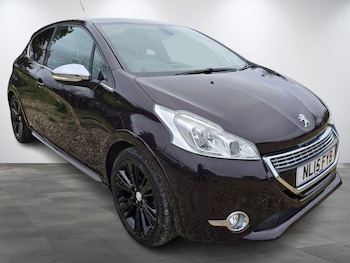 Used Peugeot 208 2015 for sale - 76201307: Photo