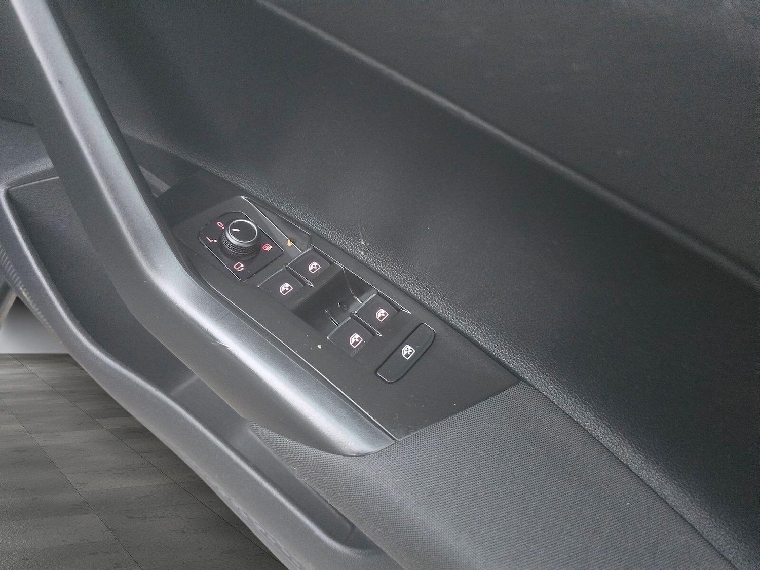 Used Volkswagen Polo 2019 for sale - 76499673: Photo 18