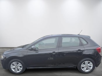 Used Volkswagen Polo 2019 for sale - 76499673: Photo