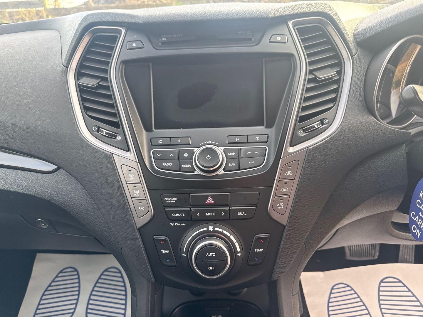 Used Hyundai Santa Fe 2014 for sale - 76199911: Photo 23