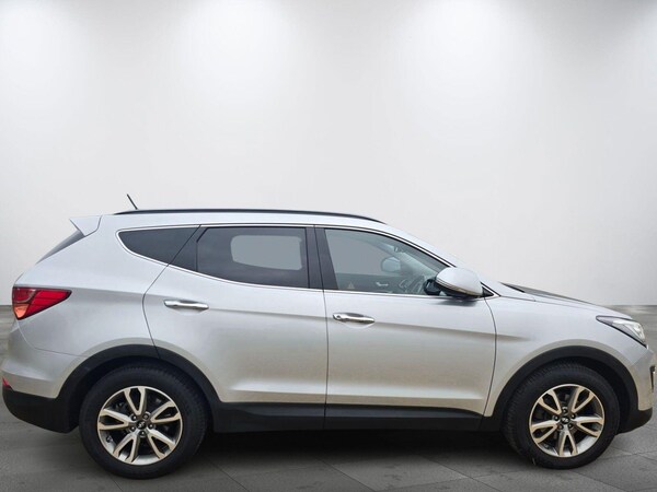 Used Hyundai Santa Fe 2014 for sale - 76199911: Photo 6