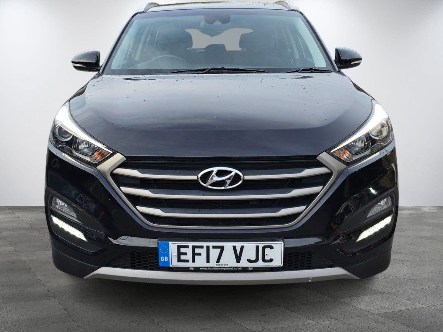 Used Hyundai TUCSON 2017 for sale - 76021208: Photo 2
