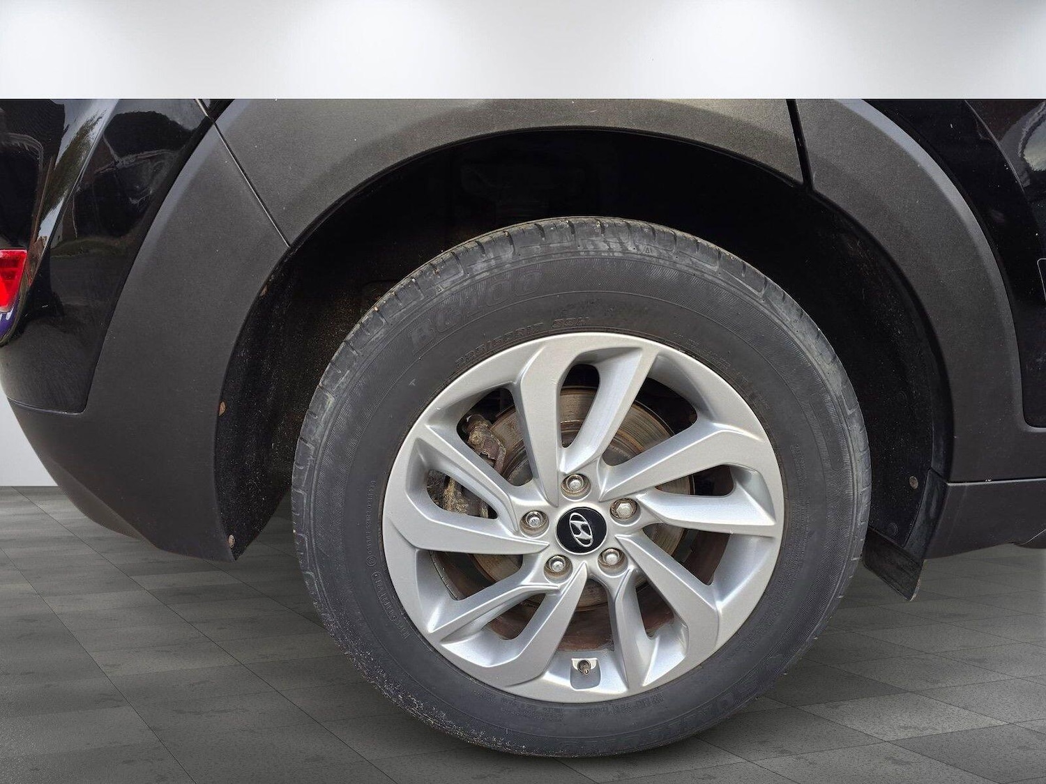 Used Hyundai TUCSON 2017 for sale - 76021208: Photo 9