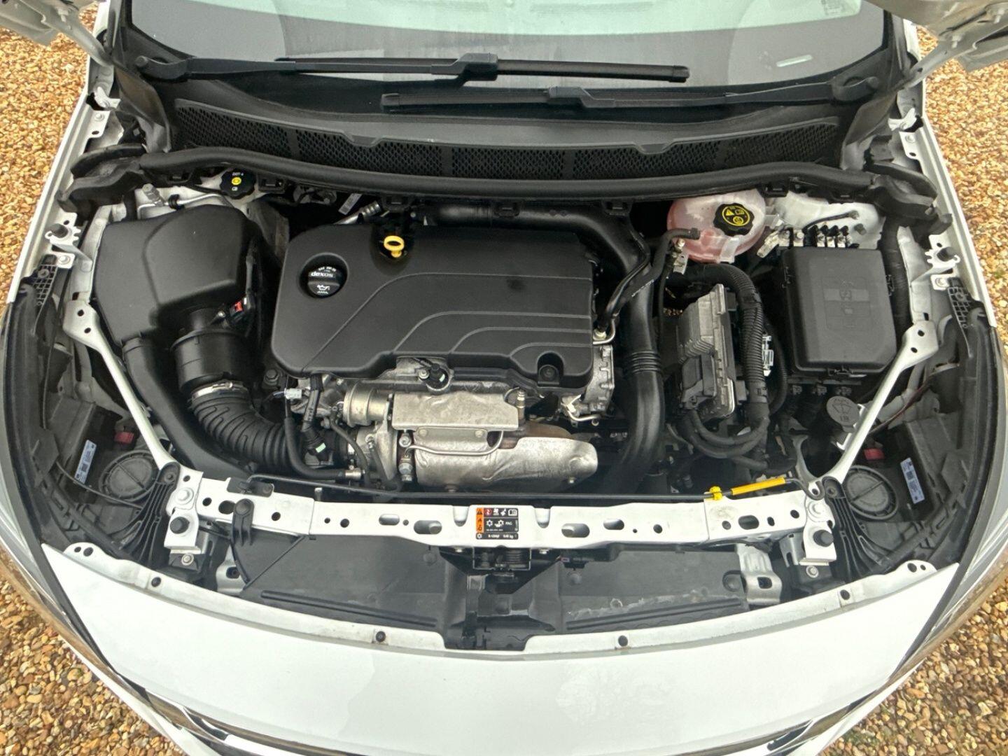 Used Vauxhall Astra 2018 for sale - 76658814: Photo 29