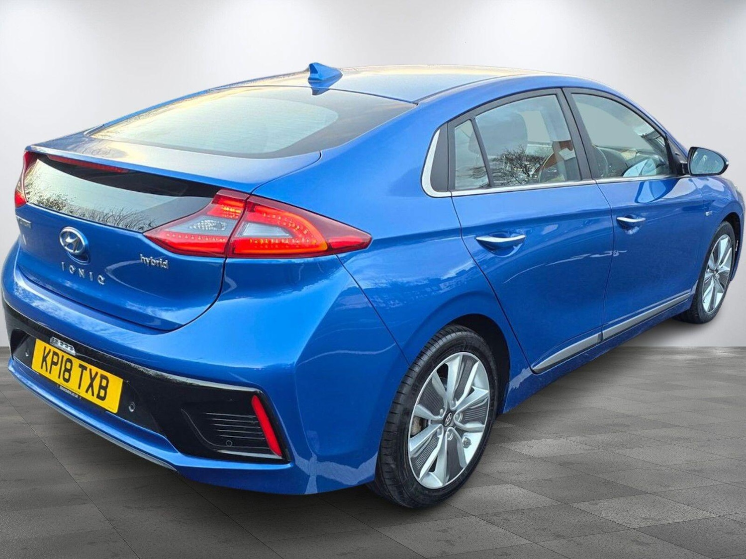 Used Hyundai IONIQ 2018 for sale - 76572681: Photo 8