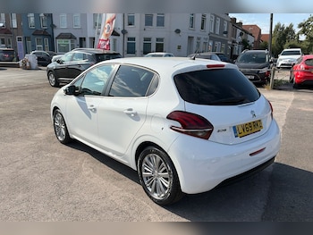 Used Peugeot 208 2019 for sale - 79450830: Photo
