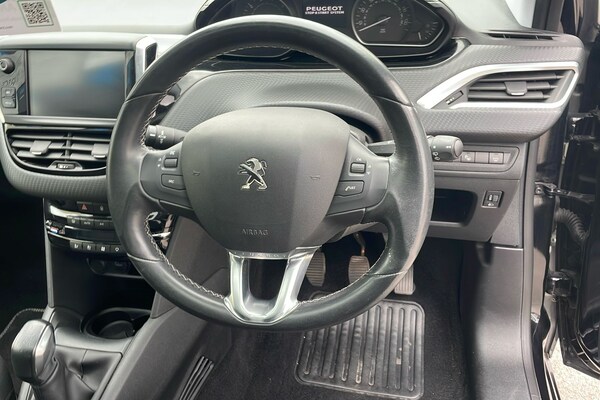 Used Peugeot 208 2019 for sale - 76133400: Photo 14