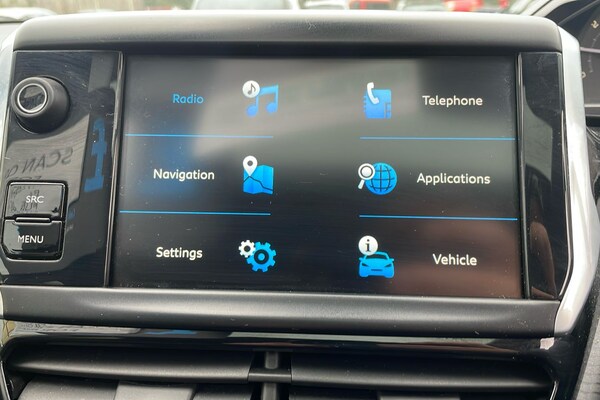 Used Peugeot 208 2019 for sale - 76133400: Photo 17