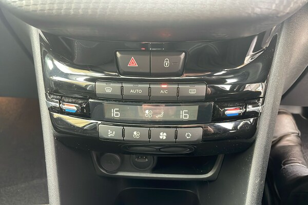Used Peugeot 208 2019 for sale - 76133400: Photo 21