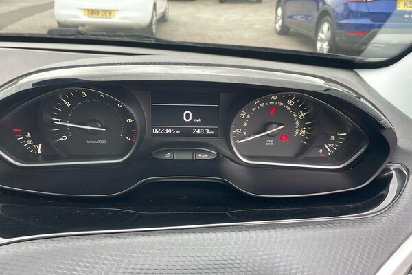 Used Peugeot 208 2019 for sale - 76133400: Photo 24