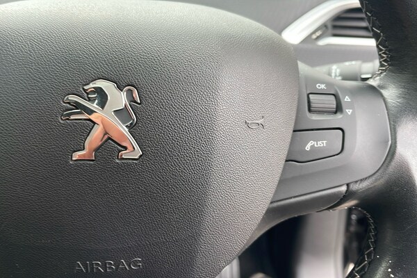 Used Peugeot 208 2019 for sale - 76133400: Photo 27
