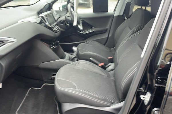 Used Peugeot 208 2019 for sale - 76133400: Photo 3
