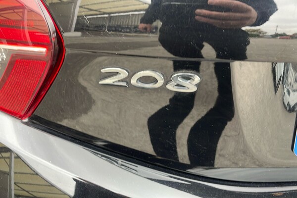 Used Peugeot 208 2019 for sale - 76133400: Photo 47