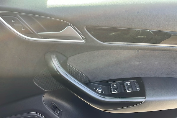 Used Audi Q3 2017 for sale - 75699353: Photo 21