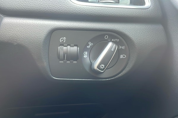 Used Audi Q3 2017 for sale - 75699353: Photo 27