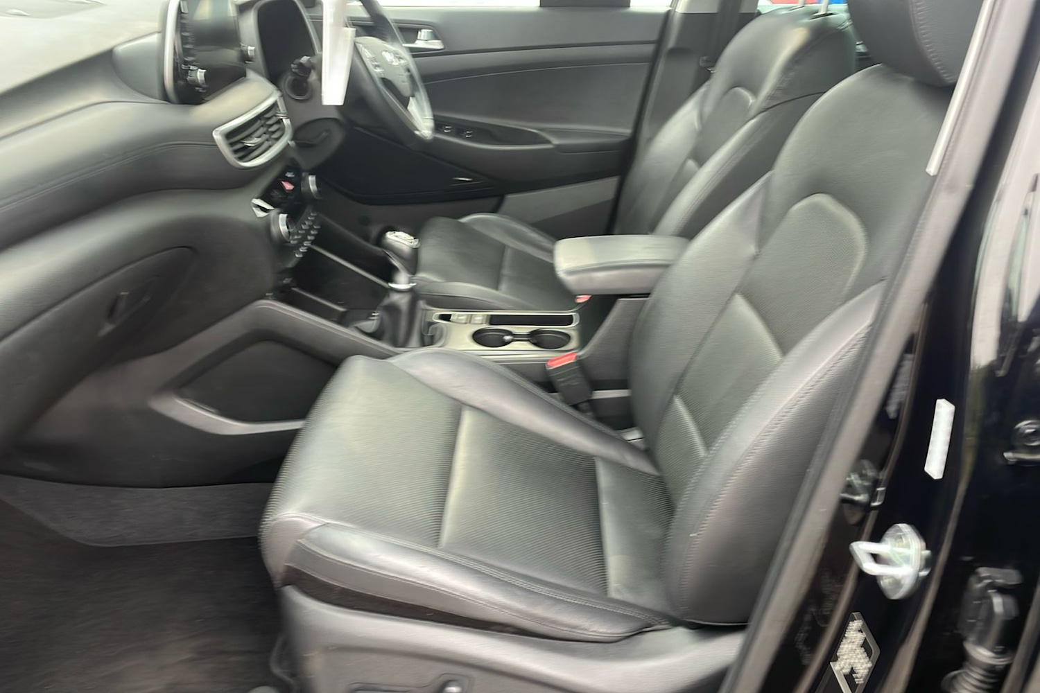 Used Hyundai TUCSON for sale - 77272104: Photo 3