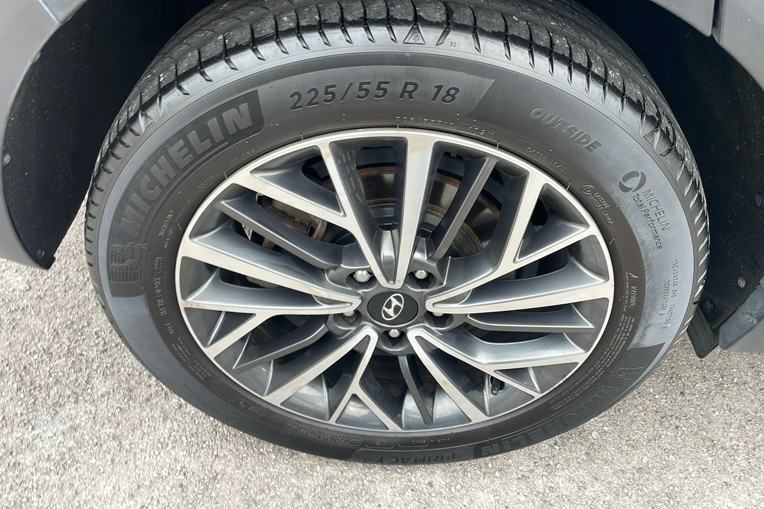 Used Hyundai TUCSON for sale - 77272104: Photo 9