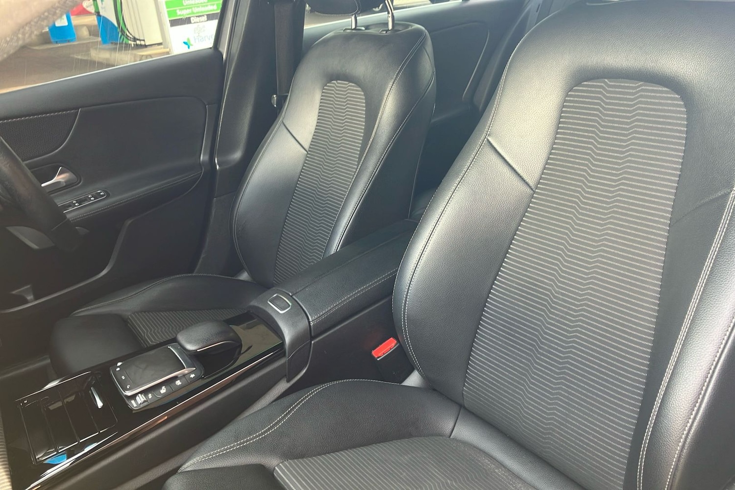 Used Mercedes-Benz A-Class 2020 for sale - 76718665: Photo 31