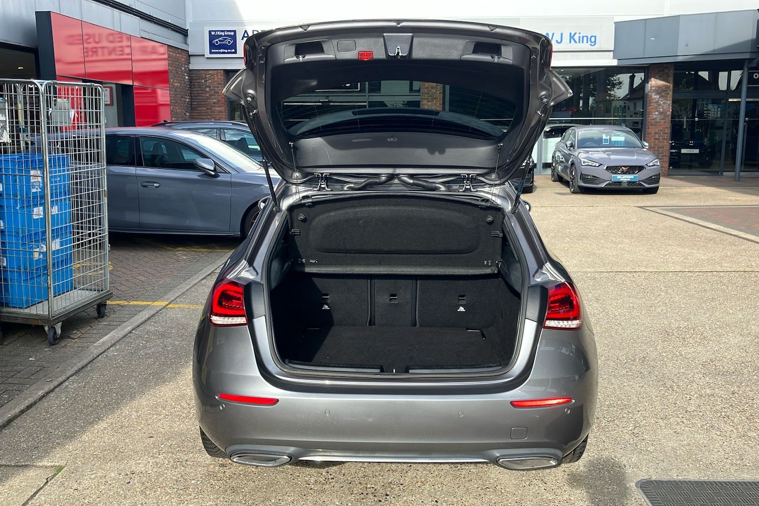 Used Mercedes-Benz A-Class 2020 for sale - 76718665: Photo 34