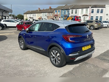 Used Renault Captur 2020 for sale - 75855640: Photo