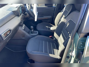 Used Dacia Sandero Stepway 2023 for sale - 76004188: Photo 3