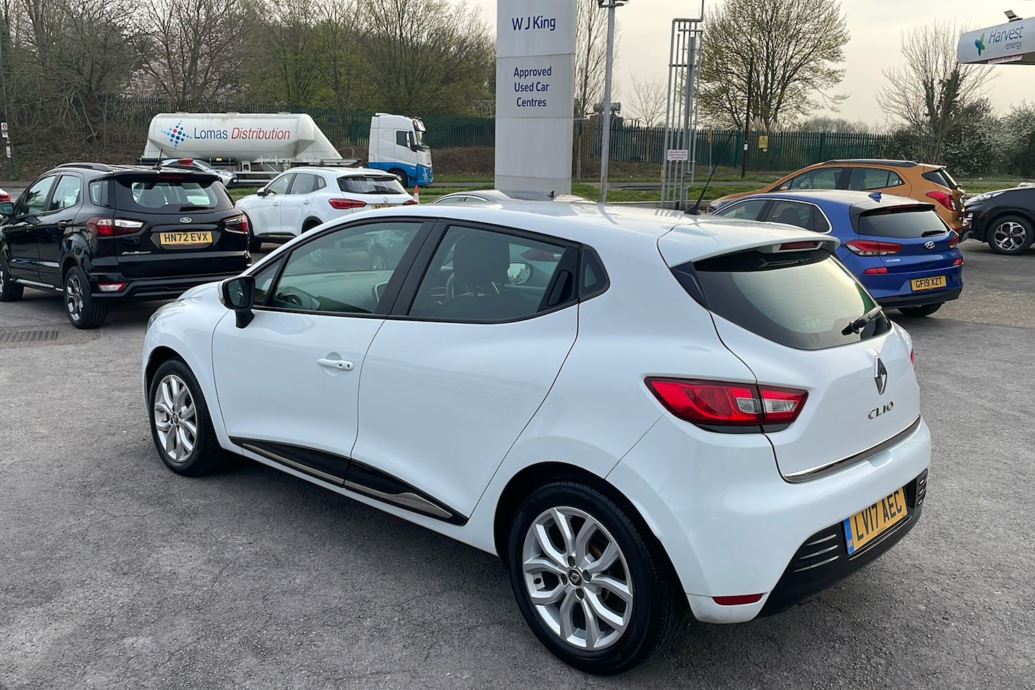 Used Renault Clio 2017 for sale - 77976927: Photo 2