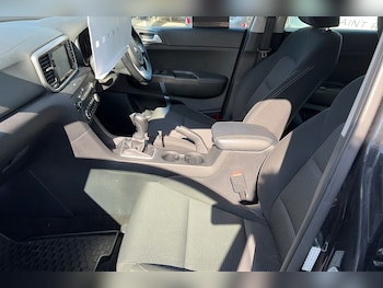 Used Kia Sportage 2018 for sale - 79073303: Photo