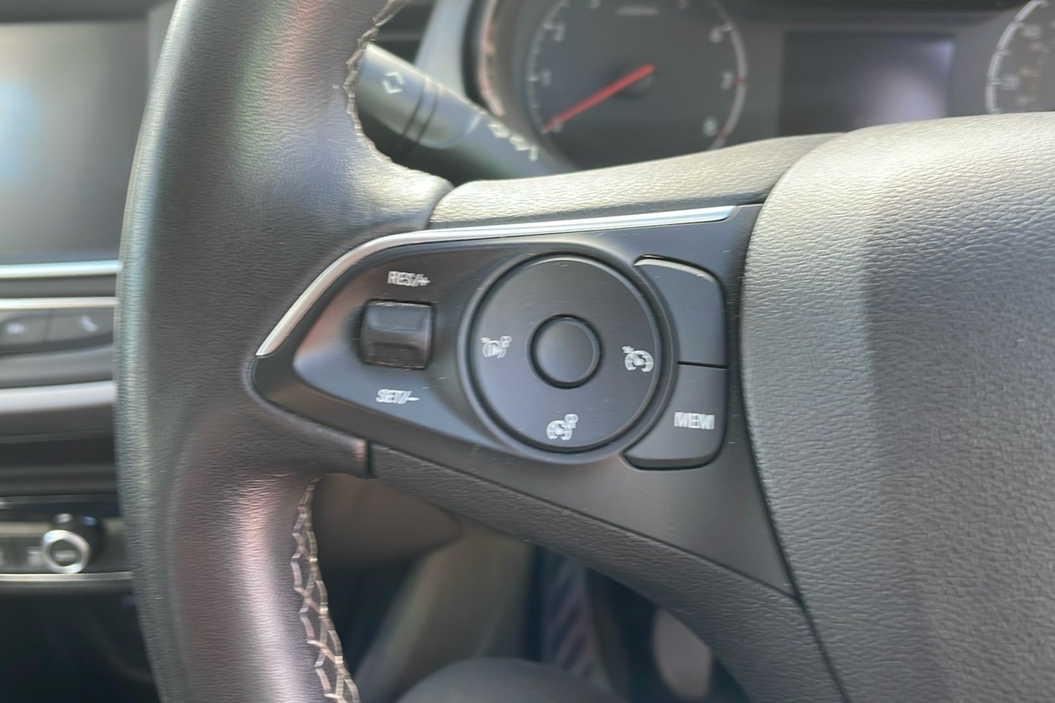 Used Vauxhall Crossland X 2019 for sale - 75792307: Photo 24