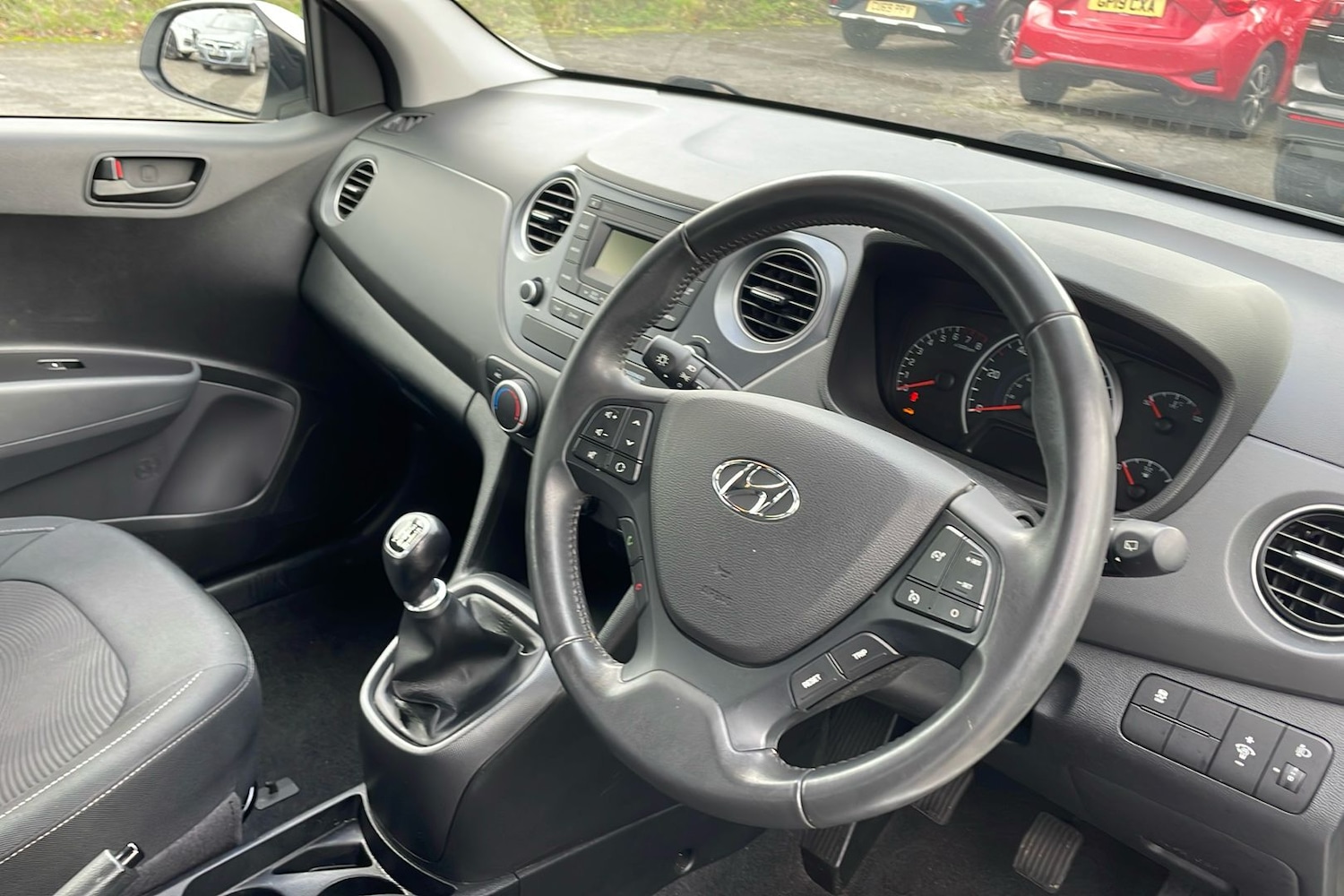 Used Hyundai i10 2018 for sale - 77461068: Photo 11
