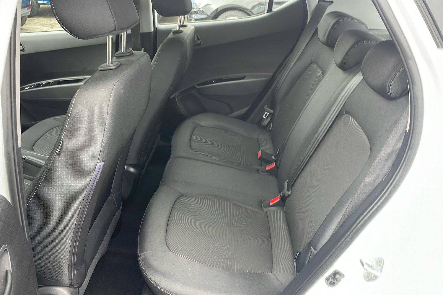 Used Hyundai i10 2018 for sale - 77461068: Photo 5