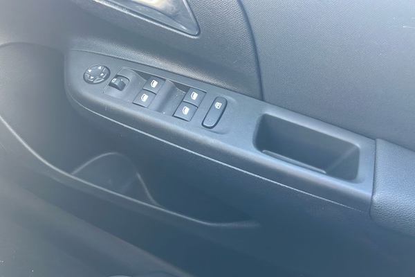Used Vauxhall Corsa 2023 for sale - 76096505: Photo 21