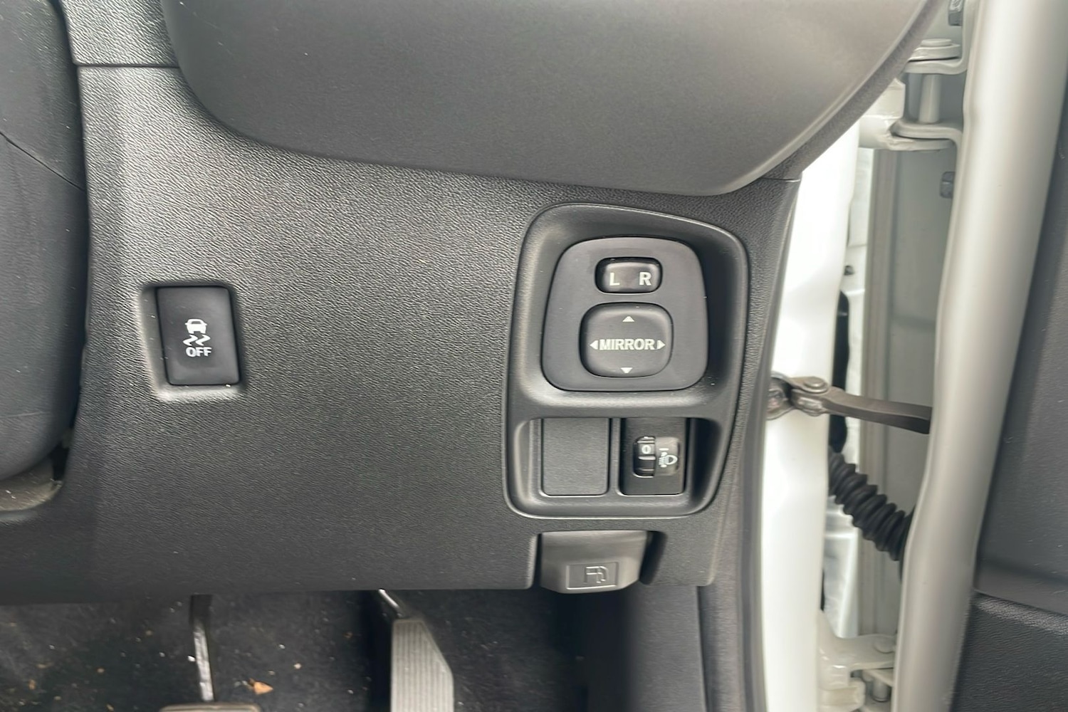 Vehicle 28