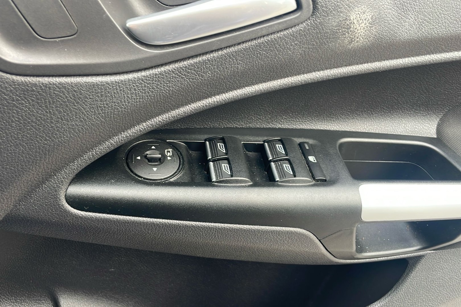 Used Ford Grand Tourneo Connect 2017 for sale - 76554828: Photo 18