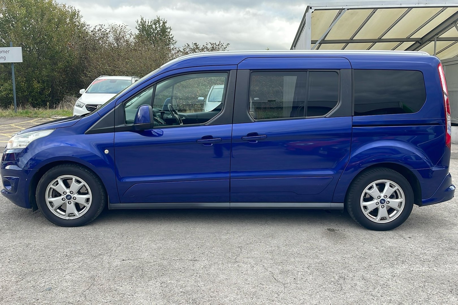Used Ford Grand Tourneo Connect 2017 for sale - 76554828: Photo 26