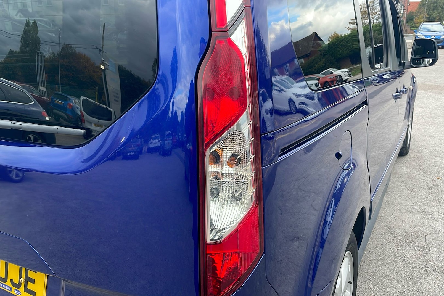 Used Ford Grand Tourneo Connect 2017 for sale - 76554828: Photo 30