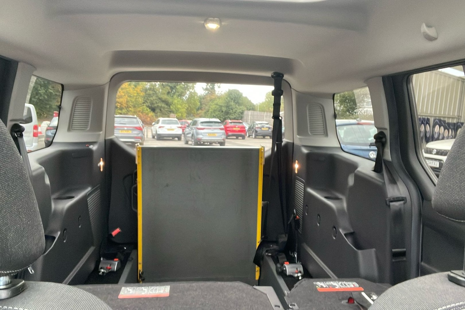 Used Ford Grand Tourneo Connect 2017 for sale - 76554828: Photo 42