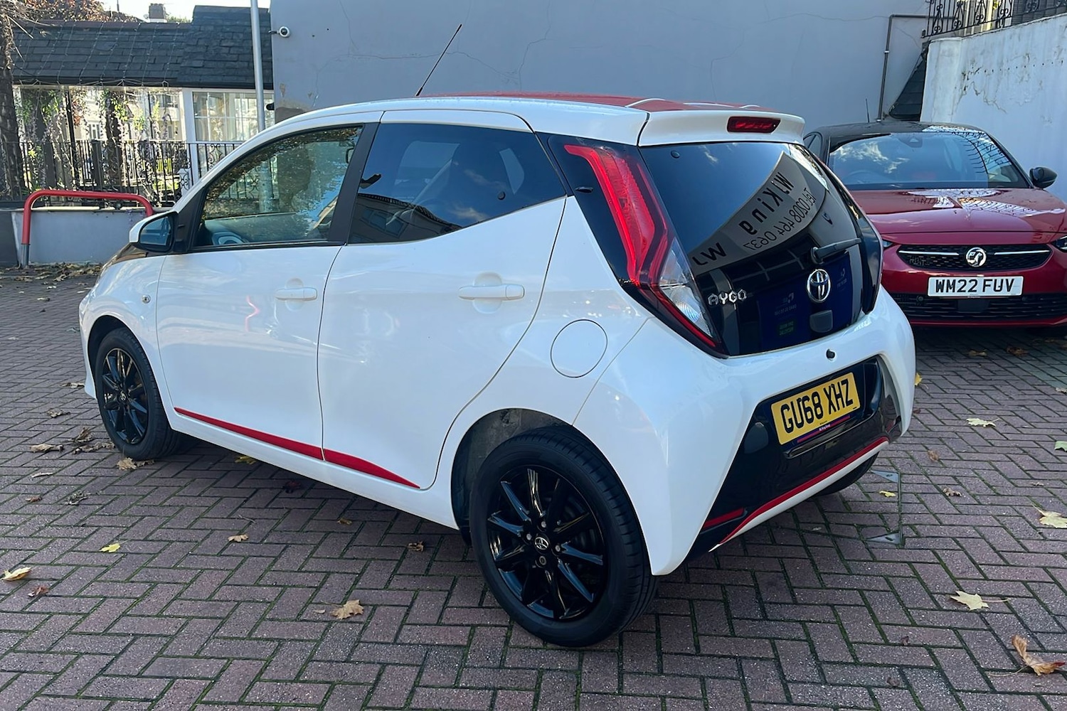 Used Toyota AYGO 2018 for sale - 76718639: Photo 2