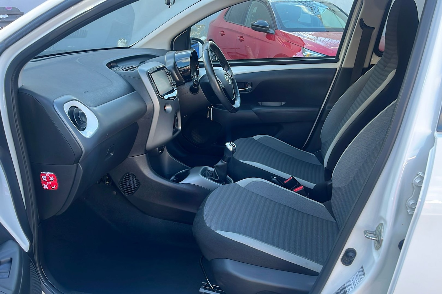 Used Toyota AYGO 2018 for sale - 76718639: Photo 3