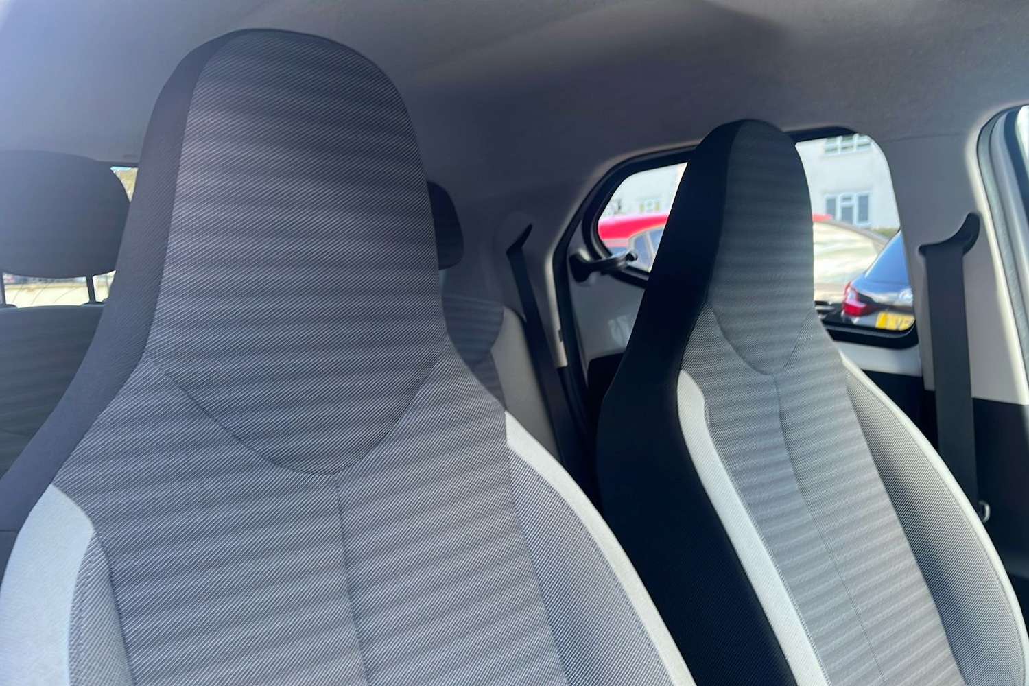 Used Toyota AYGO 2018 for sale - 76718639: Photo 30