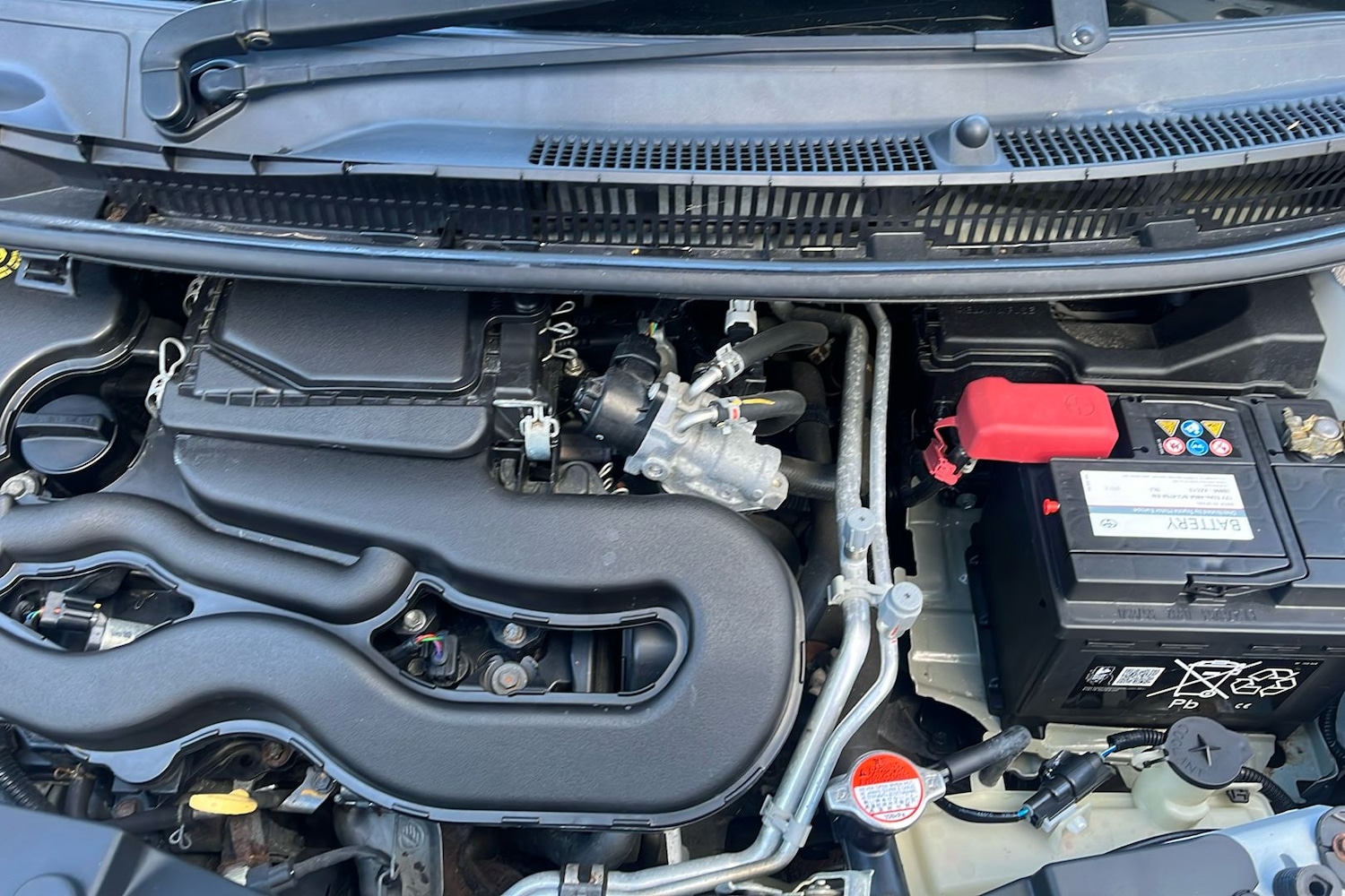 Used Toyota AYGO 2018 for sale - 76718639: Photo 41