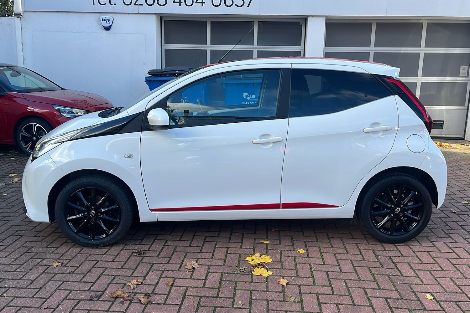 Used Toyota AYGO 2018 for sale - 76718639: Photo 48